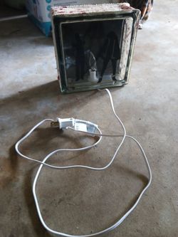 The Walking dead Michonne with walker silhouette glass block light