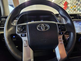 2020 Toyota 4Runner Thumbnail
