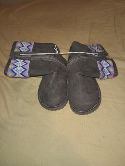 5/6 Shoes For Ages 6 To 9 Months
