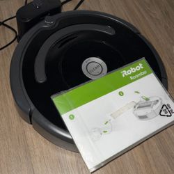 Roomba Vaccum 
