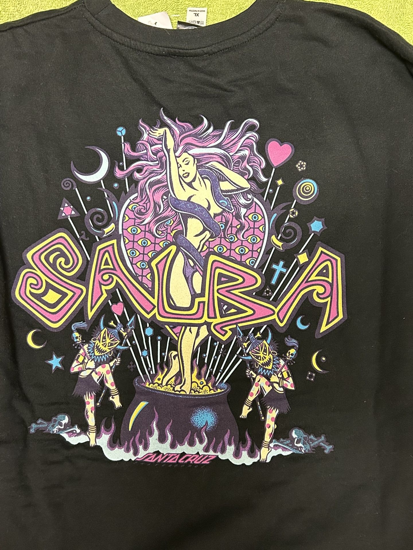 Sweatshirt. Santa Cruz Skateboard Sweatshirt Men’s XL NEW WITH TAGS