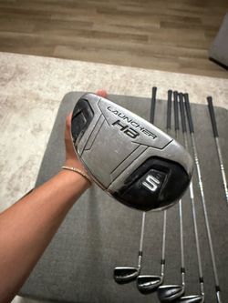 CLEVELAND LAUNCHER HB TURBO IRON SET left handed
