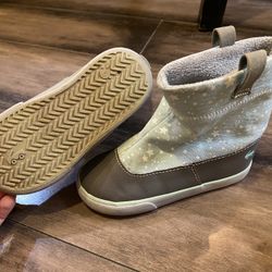 See Kai Run rainboots Toddler 9