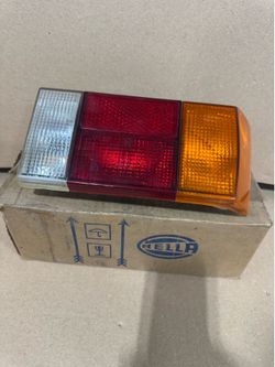 VW VOLKSWAGEN Right Passenger Side Tail light Golf GTI Rabbit 1(contact info removed)