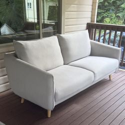 Ivory 78’ Carlota Sofa / Retail: $1,069 / Delivery Available