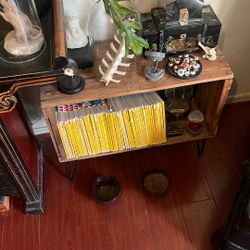 Wooden mini Bookshelf