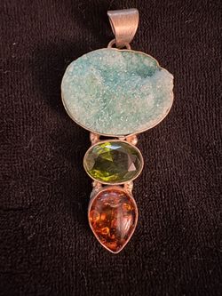 Semi precious stone pendant