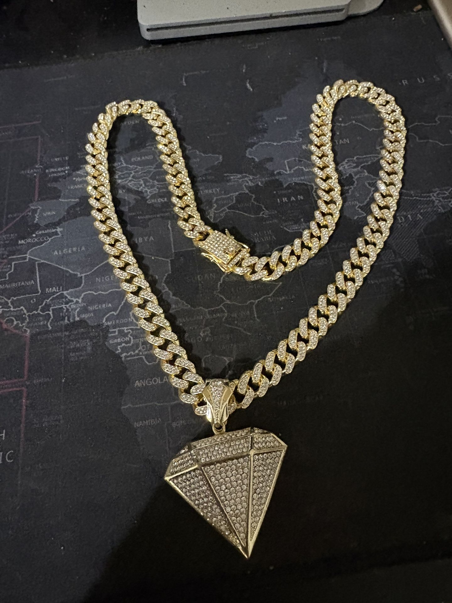 New Hip Hop Iced Out Gold Chain 