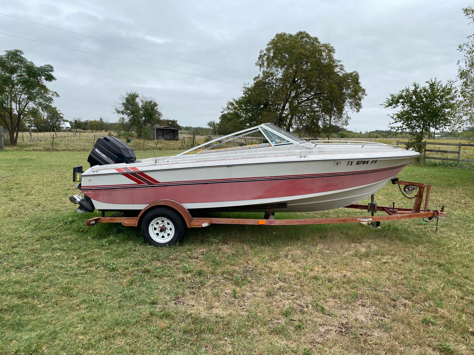 1989 Larson Boat