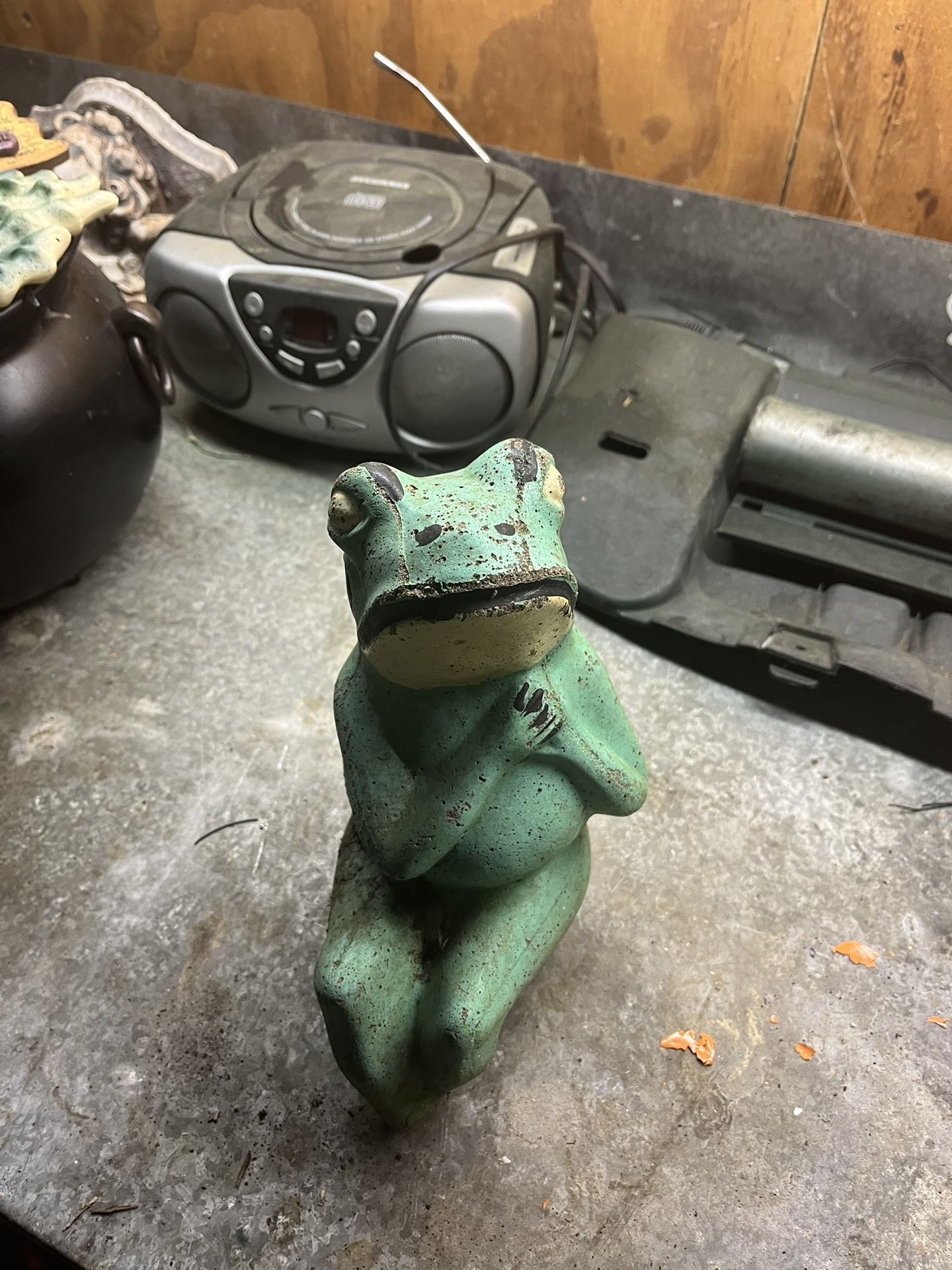 Frog Statue