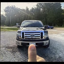 2012 Ford F150 Super crew Cab XLT 4D 5 1/2 Ft