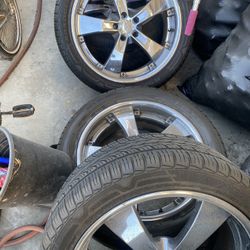 20 Inch Rims 5 Lug For An Suv Or Truck