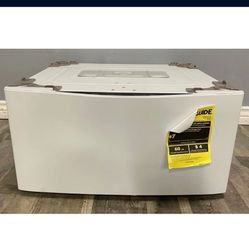 MEGA SALE!! LG 27” Sidekick Pedestal Washer 1.0 cu. ft. - In White WD100CW