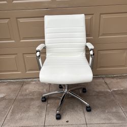 Executive Low Back Faux Leather Chair with Chrome Arms and Base 