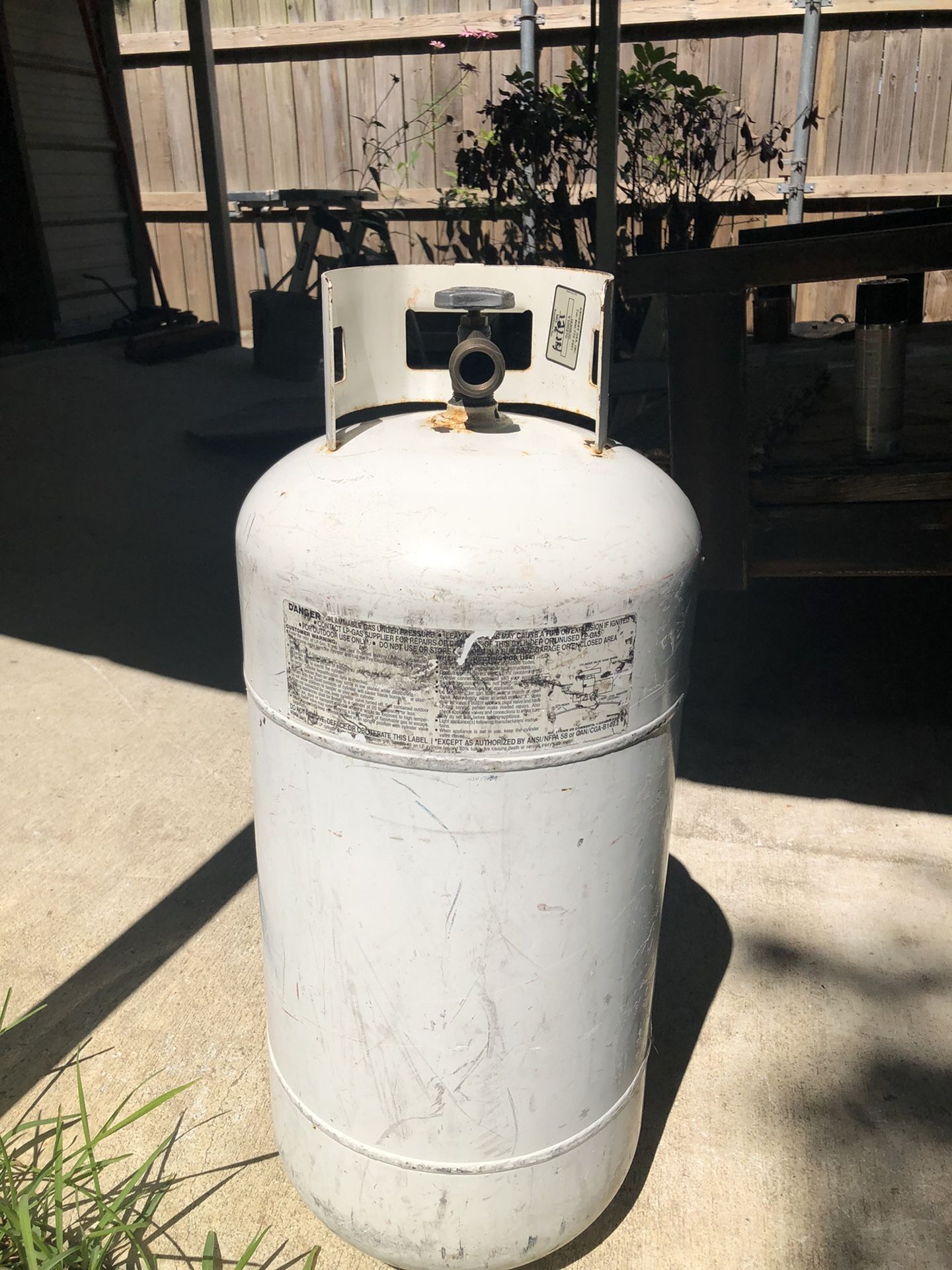 PROPANE TANK——40 LBS 