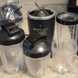 Nutribullet With Accessories