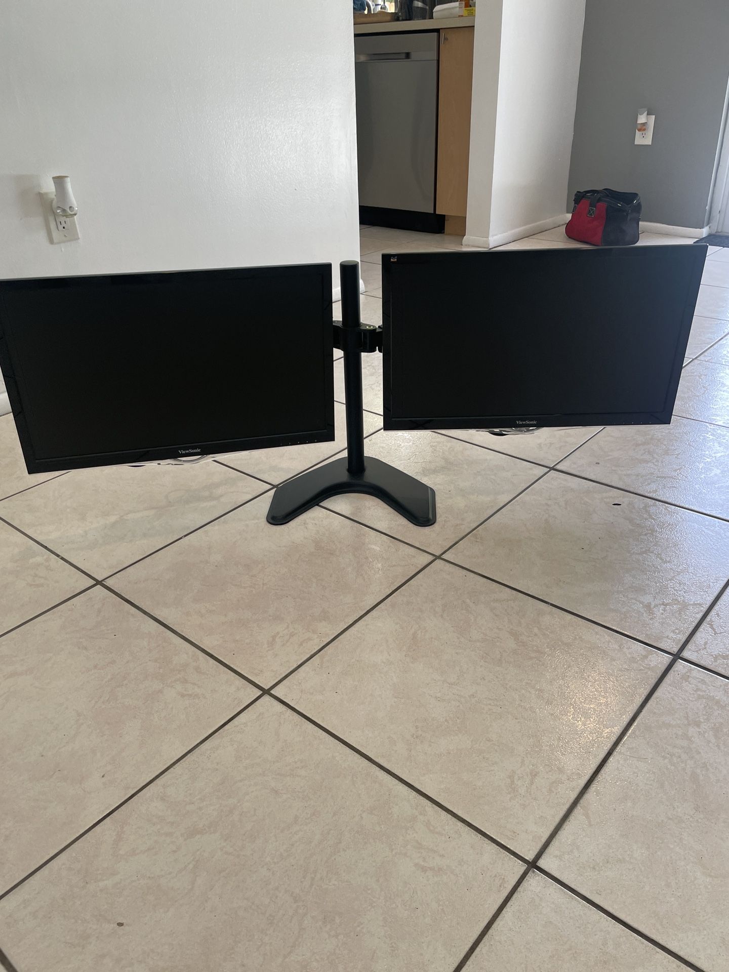 Dual Monitor Stand With Monitors 