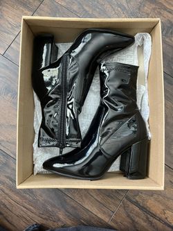 Steve Maddens multiply Black Patent 