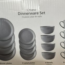 Dishes Set