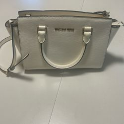 Micheal Kors Bag