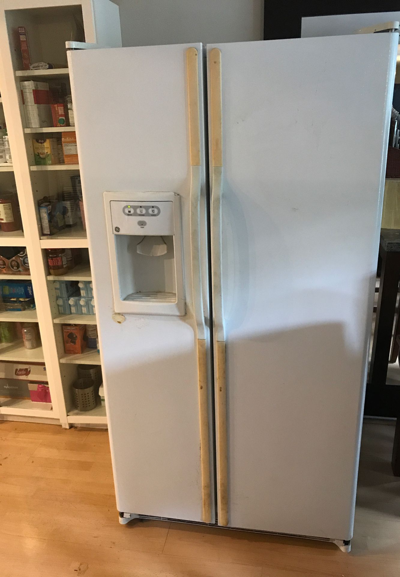 Free Refrigerator / GE GSS