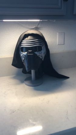Disney- Kylo Ren mask & Light saber-Electronic Adult Mask