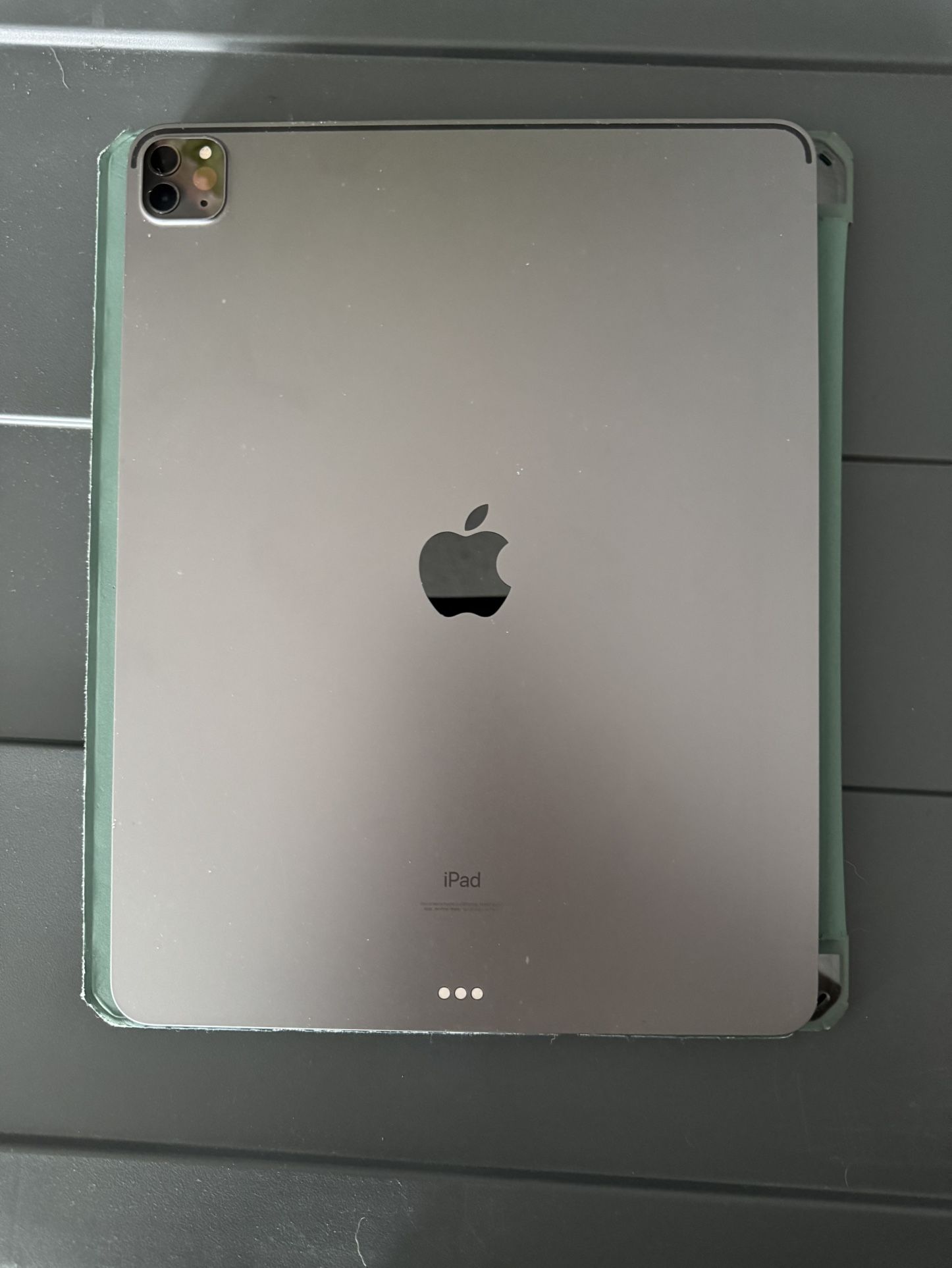 iPad Pro 12.9inch 5th Gen WiFi 256gb Space Gray