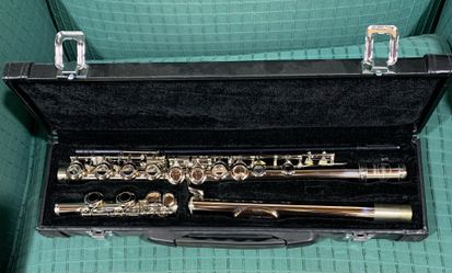 Lazzaro beginner student flute - very good condition -$20 each