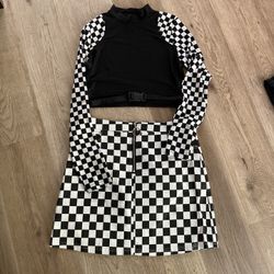 Juniors 2 Piece Skirt N shirt Size L 
