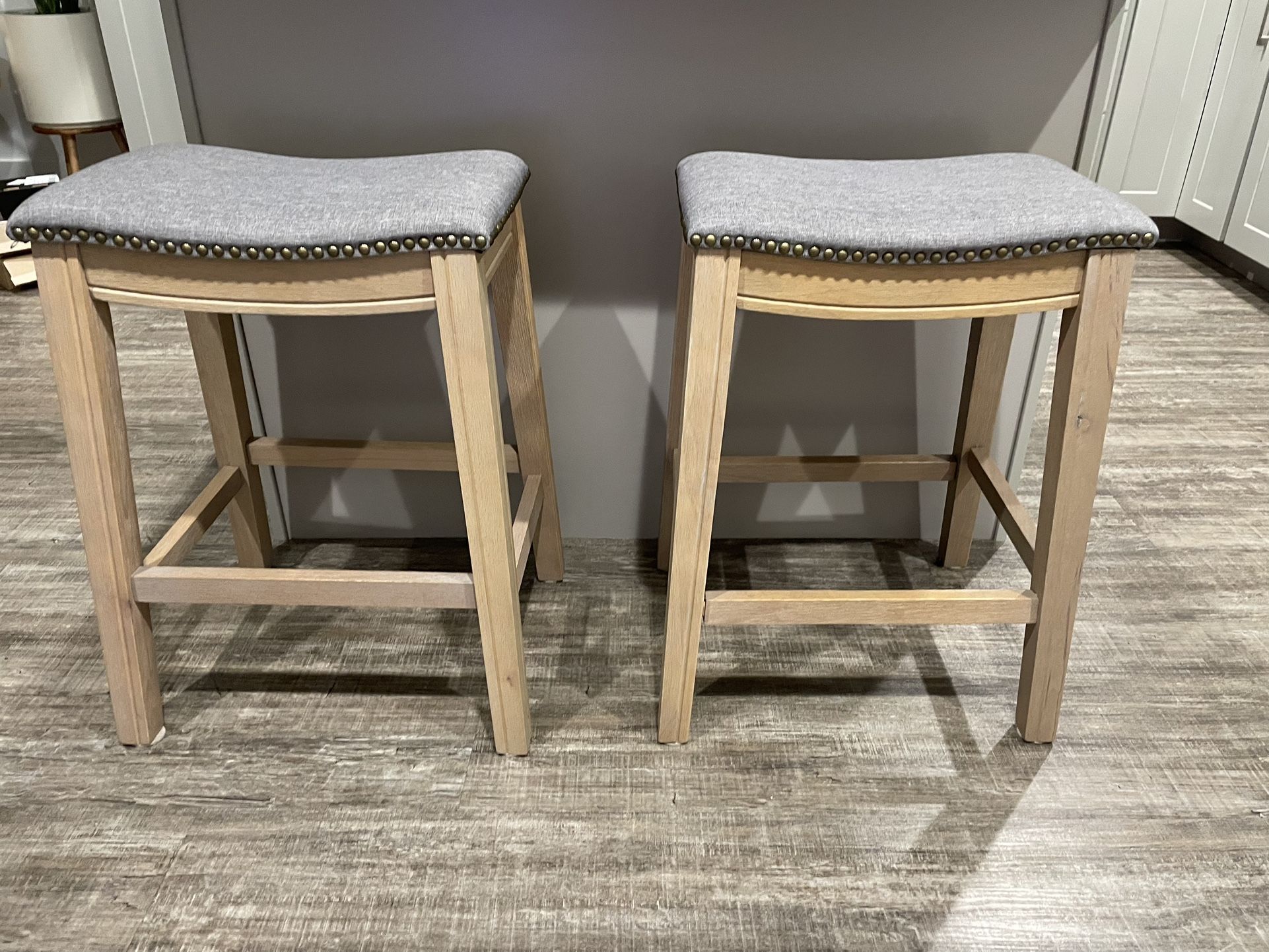 Barstool Set