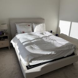 Bed Frame + Mattress + Mirror + Wall Art – Full Set = $400