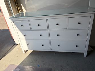 IKEA Hemnes 8 Drawers Dresser