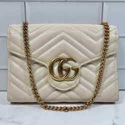 Gucci Wallet on chain