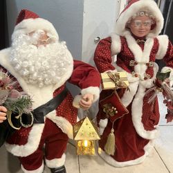Mr. Claus And Mrs. Claus Set  