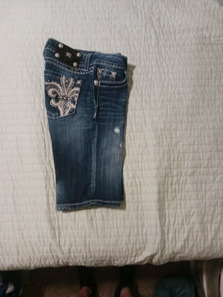 Miss ME Bermuda Shorts Size 27 (3)