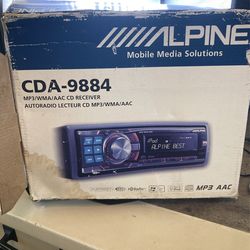 Alpine CDA 9884 MP3 WMA ASC CD receiver for Sale in Boca Raton, FL