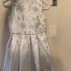 Disney Elsa Dress For Xmas Size 7/8 