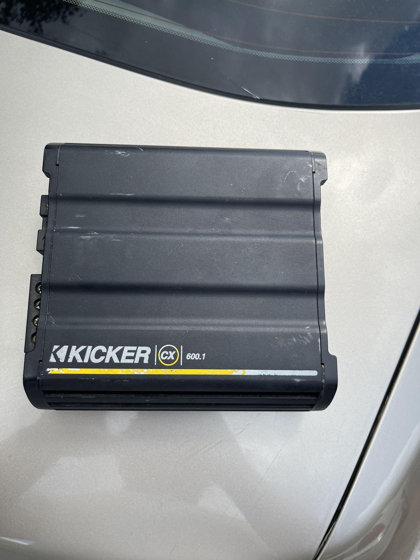 Kicker Amp Works Great