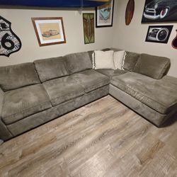 Ashley sofa sectional couch hidabef