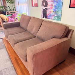 Z Gallerie 3-Seater Sofa – Down Filled, Modern, Super Comfortable