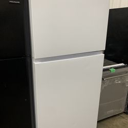 NEW REFRIGERATOR 