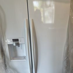 Samsung 7 Foot Fridge 