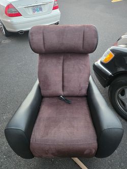 Swanning swivel power zero gravity recliner chair