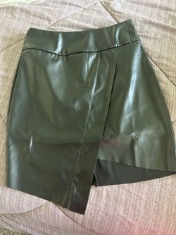 Black Small Foux Leather Ladies Skirt