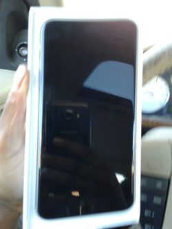 Iphone 6s+ Brand-new in box 64gb