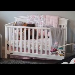 Convertible crib and toddler bed