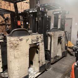 Crown Stand up forklifts