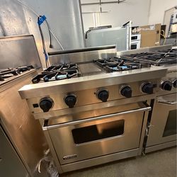 Viking 30” gas range