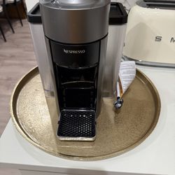 Nespresso Evoluo coffee machine