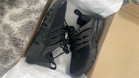 Black Nike Prestos